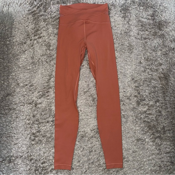 Lululemon Cross Leggings - Picture 2 of 13